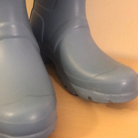 baby blue hunter rain boots